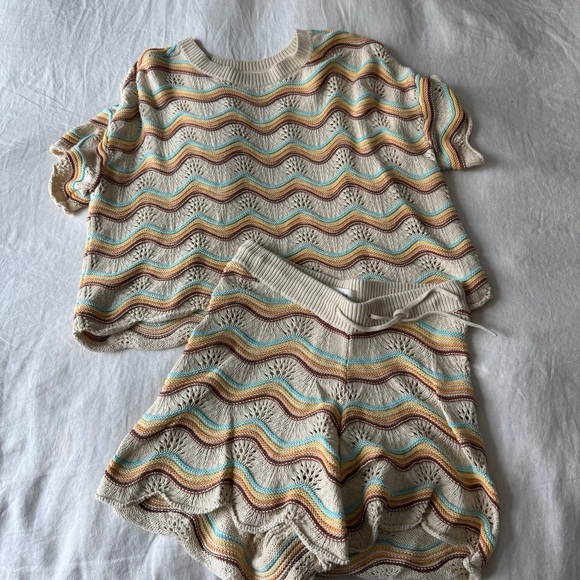 L*Space High Waist Shorts Set- cream, brown yellow and blue shorts and top - Picture 4 of 6